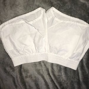 Women’s volcom white shorts size Large